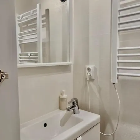شقة Cozy One-bedroom In Alfama By Lisboafama *