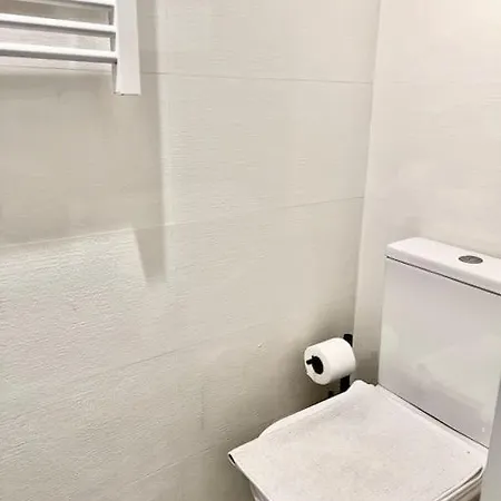 Cozy One-bedroom In Alfama By Lisboafama * Lisboa