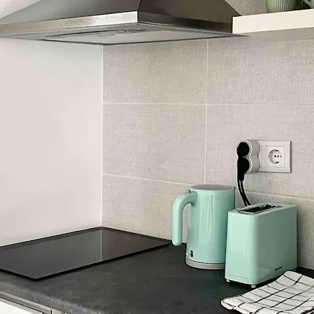 Cozy One-bedroom In Alfama By Lisboafama Lisboa