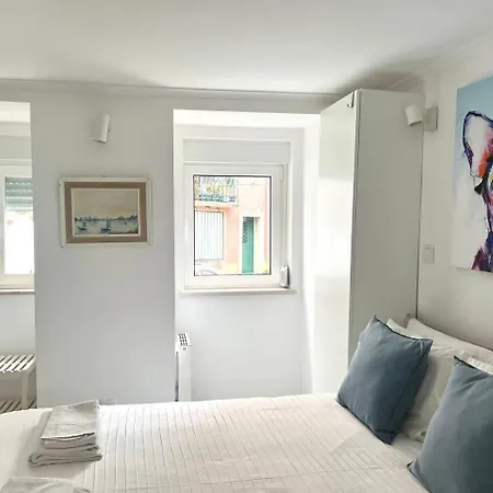شقة Cozy One-bedroom In Alfama By Lisboafama