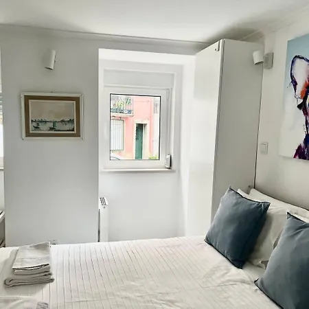شقة Cozy One-bedroom In Alfama By Lisboafama
