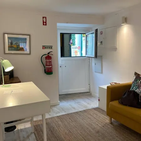 Cozy One-bedroom In Alfama By Lisboafama * Lisboa